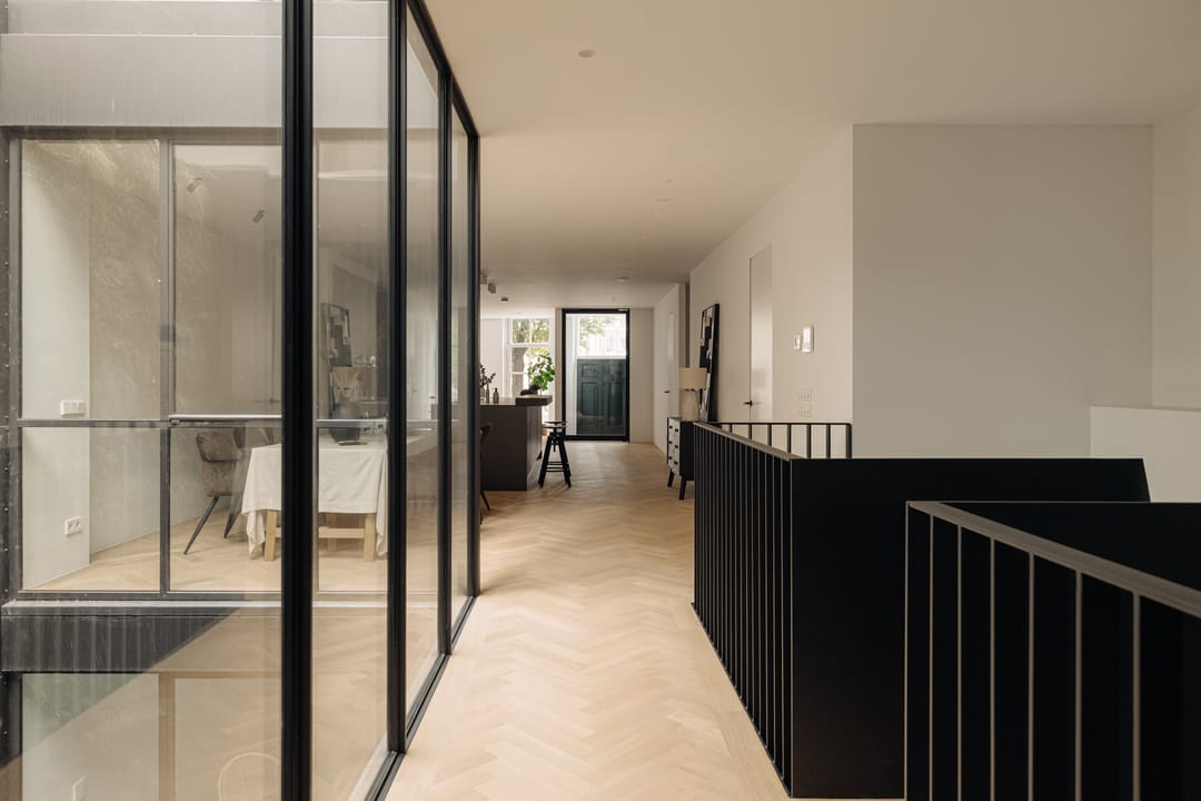 Luxury Double Ground Floor Apartment in 1740 National Monument, Amsterdam City Centre — 17