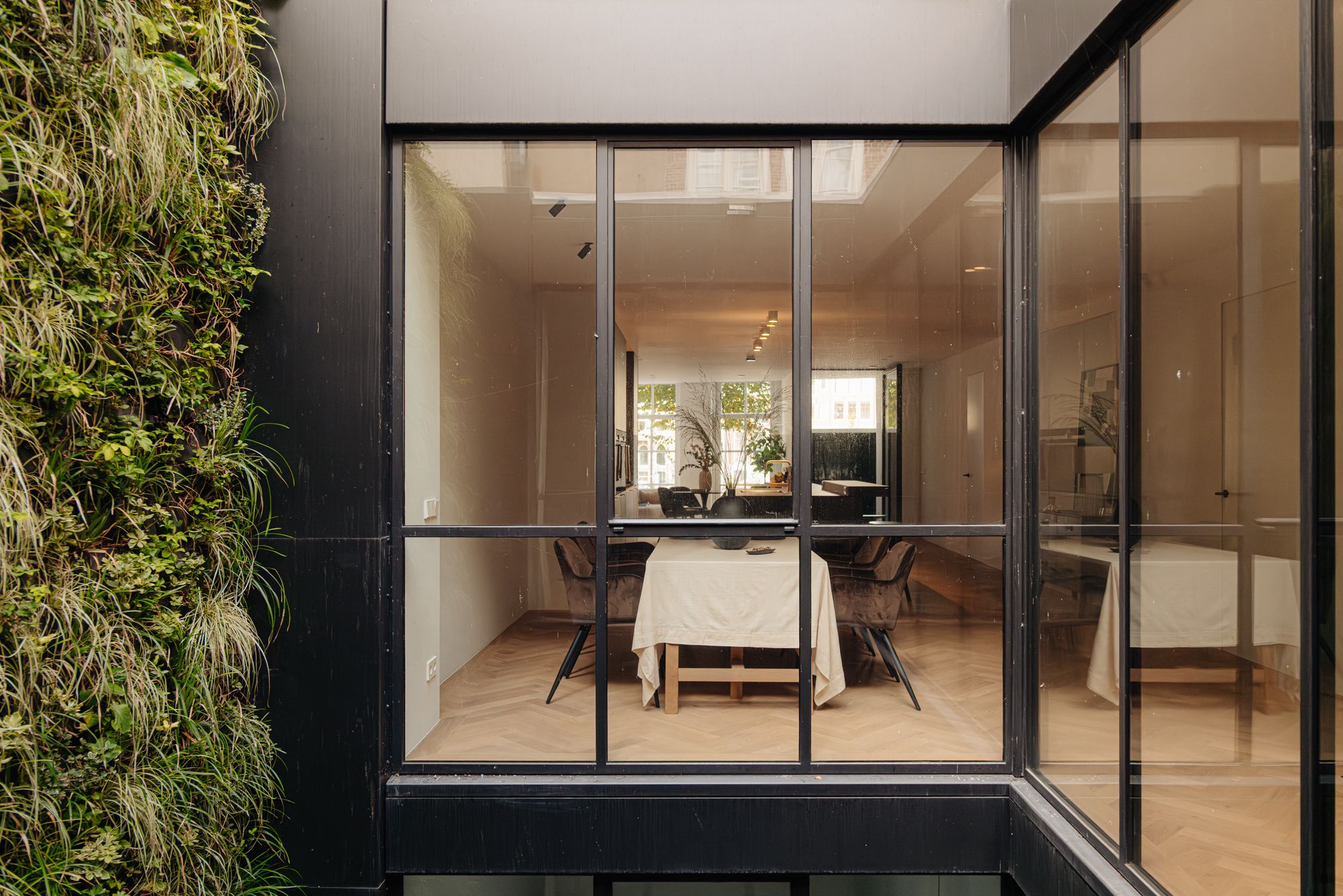 Luxury Double Ground Floor Apartment in 1740 National Monument, Amsterdam City Centre — 18