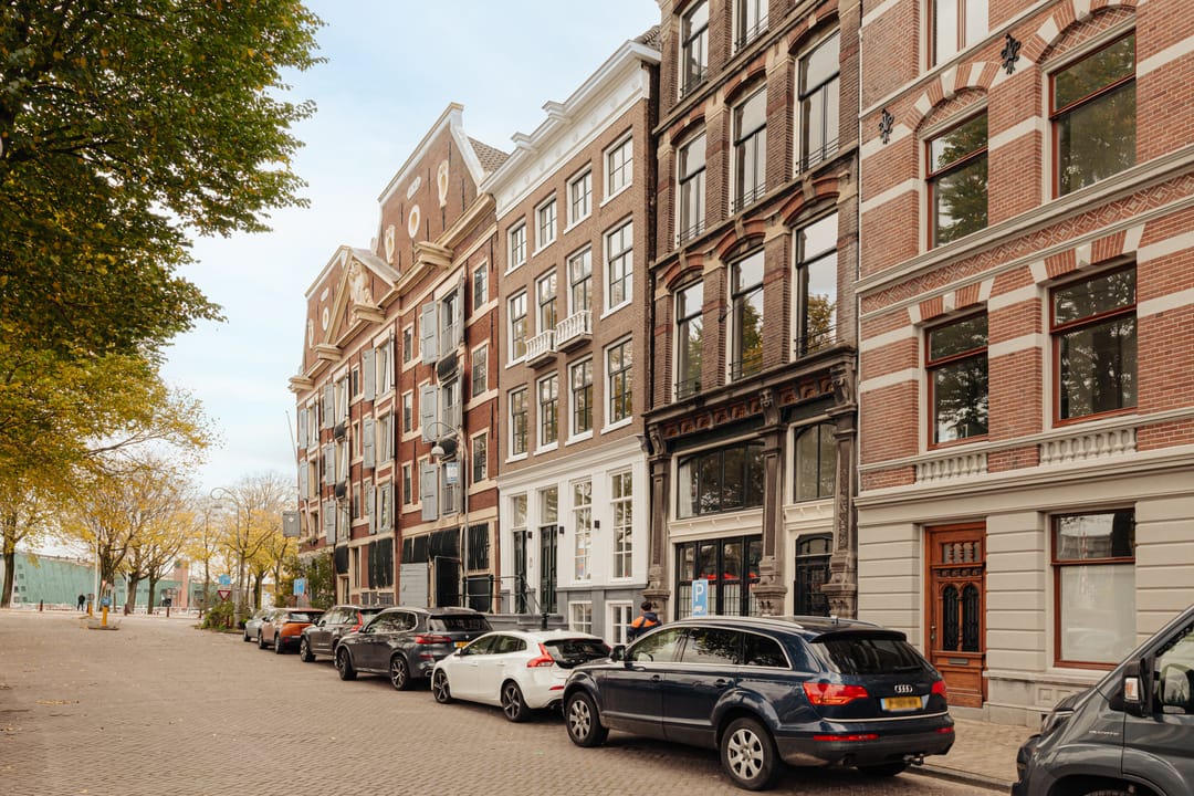 Luxury Double Ground Floor Apartment in 1740 National Monument, Amsterdam City Centre — 47