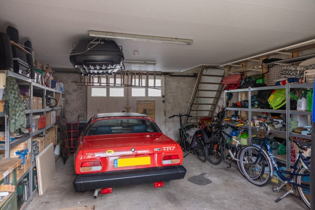 Photo 31 of Schilderend 94