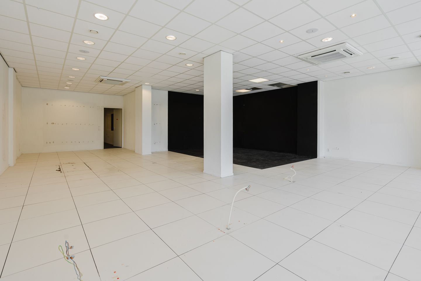 Bekijk foto 3 van Hertogenlaan 23