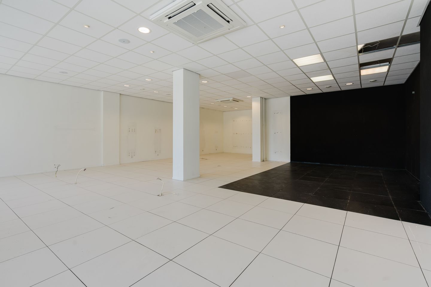 Bekijk foto 4 van Hertogenlaan 23