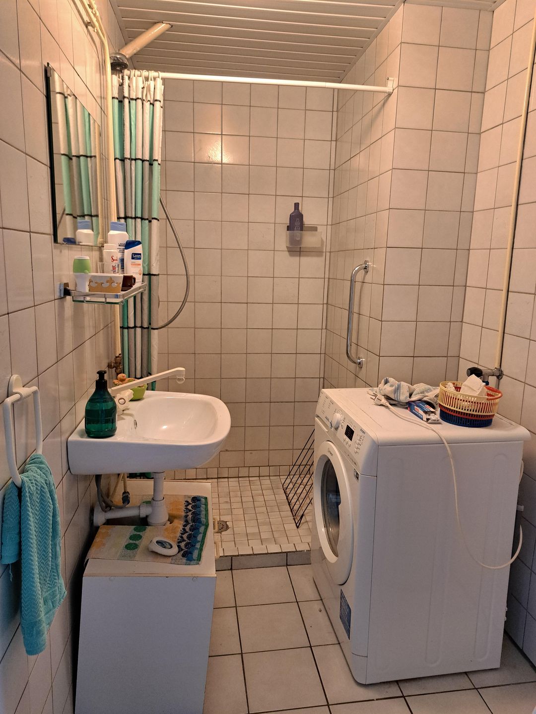 Bright 5-room apartment with balcony along singel in Van Zantenbuurt, Schiedam — 16