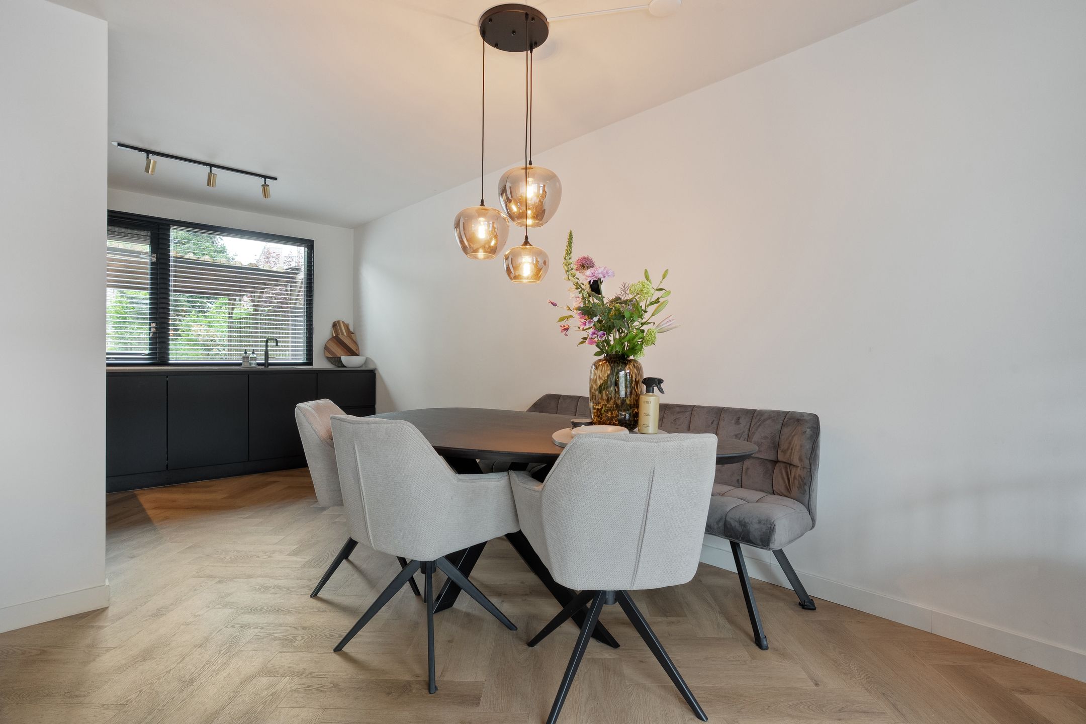 Foto 6 van Akelei 96