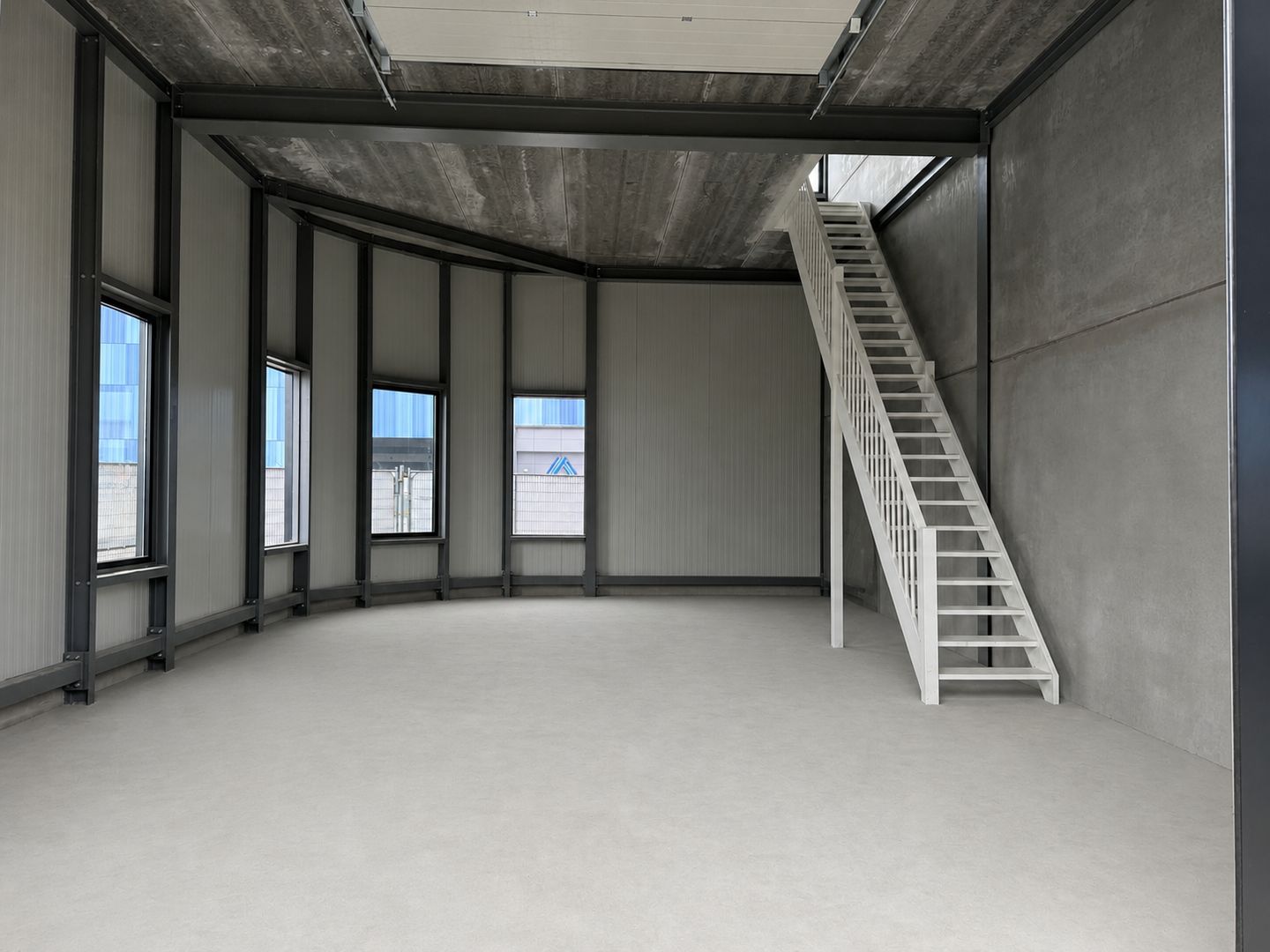 View photo 2 of Parijsboulevard 433