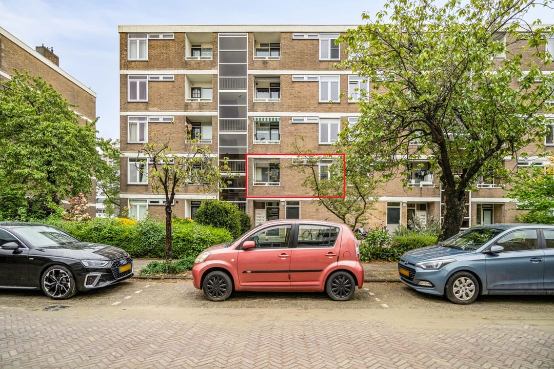 Photo 1 of Paramaribostraat 55