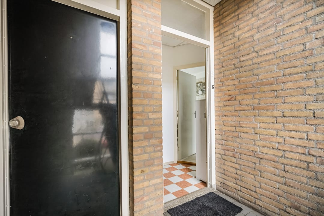 Photo 37 of Paramaribostraat 55