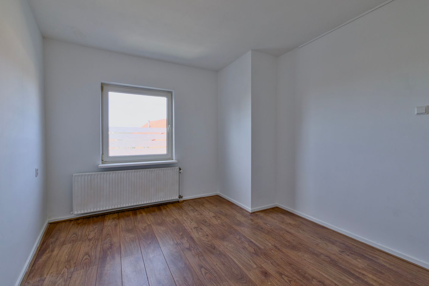 Photo 10 of Eschstraat 1-A