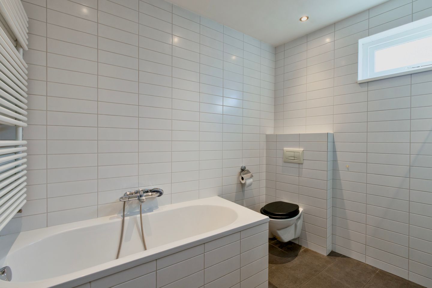 Photo 14 of Eschstraat 1-A