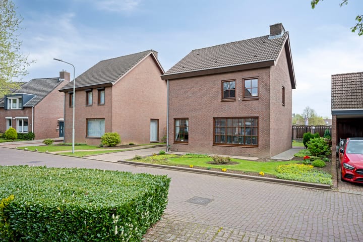 Vrijstaande woning te koop: Elsterweg 26, Sittard