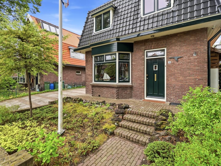 Vrijstaande woning te koop: Petronellaweg 10, Renkum