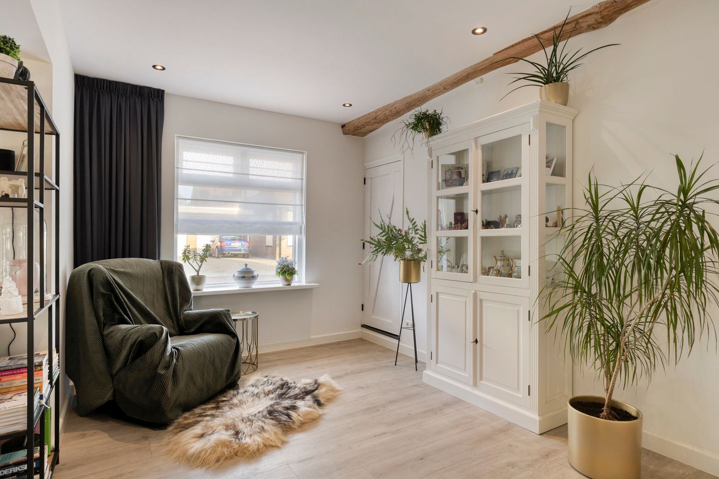Photo 10 of Paterstraat 51