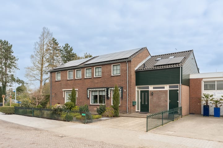 Photo 2 of Nieuwstraat 21