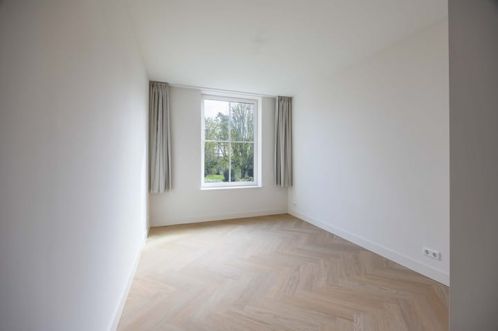 Photo 4 of Benoitlaan 12