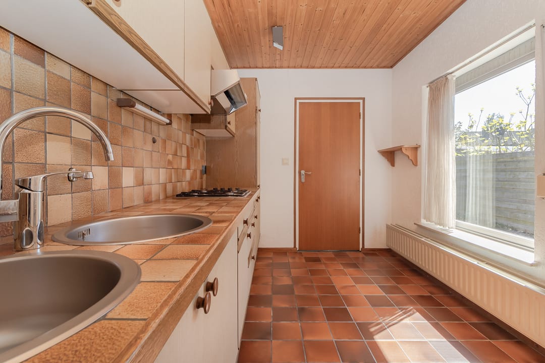 Photo 11 of Landweringstraat 90