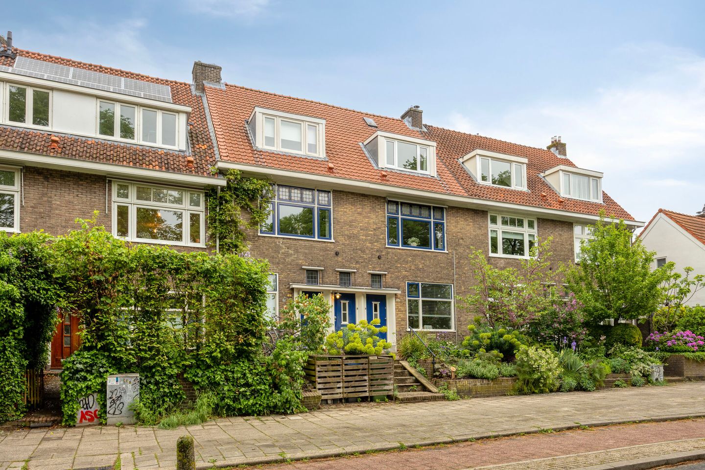 Foto 40 van Noordelijke Parallelweg 66