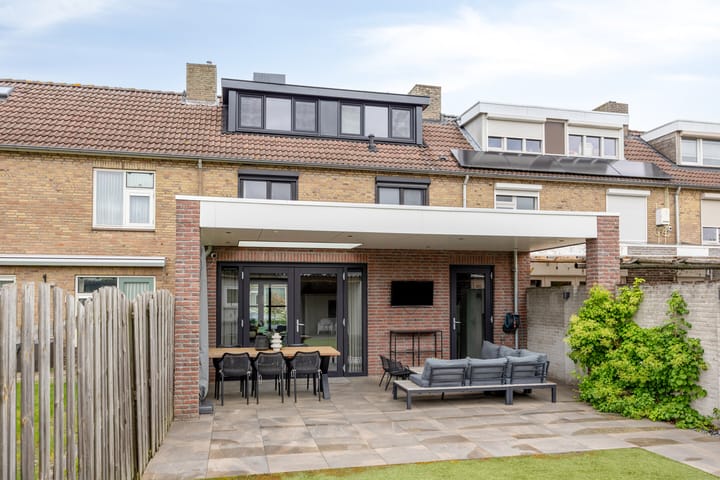 Photo 3 of Pastoor van den Boomstraat 82