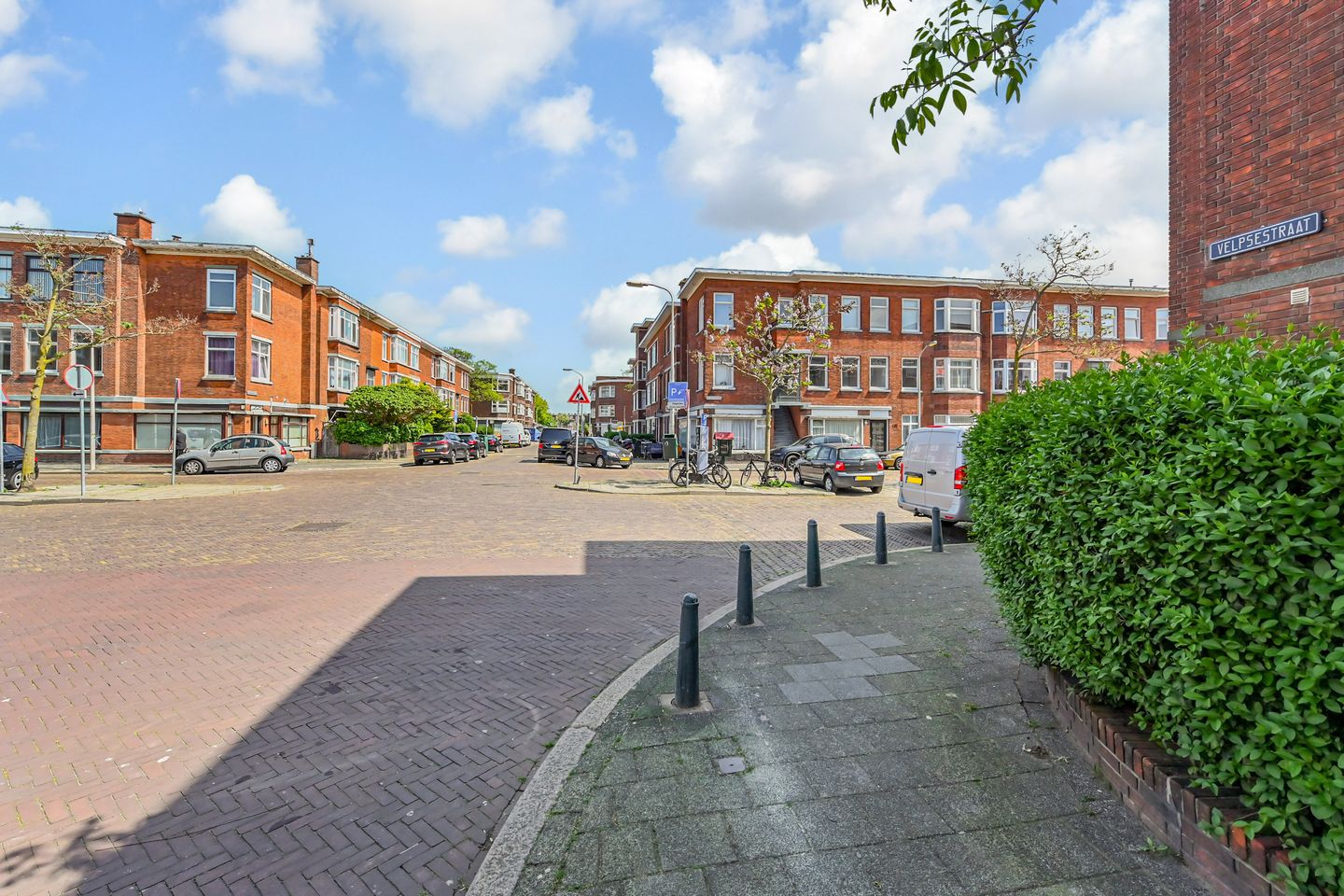 Photo 10 of Velpsestraat 52
