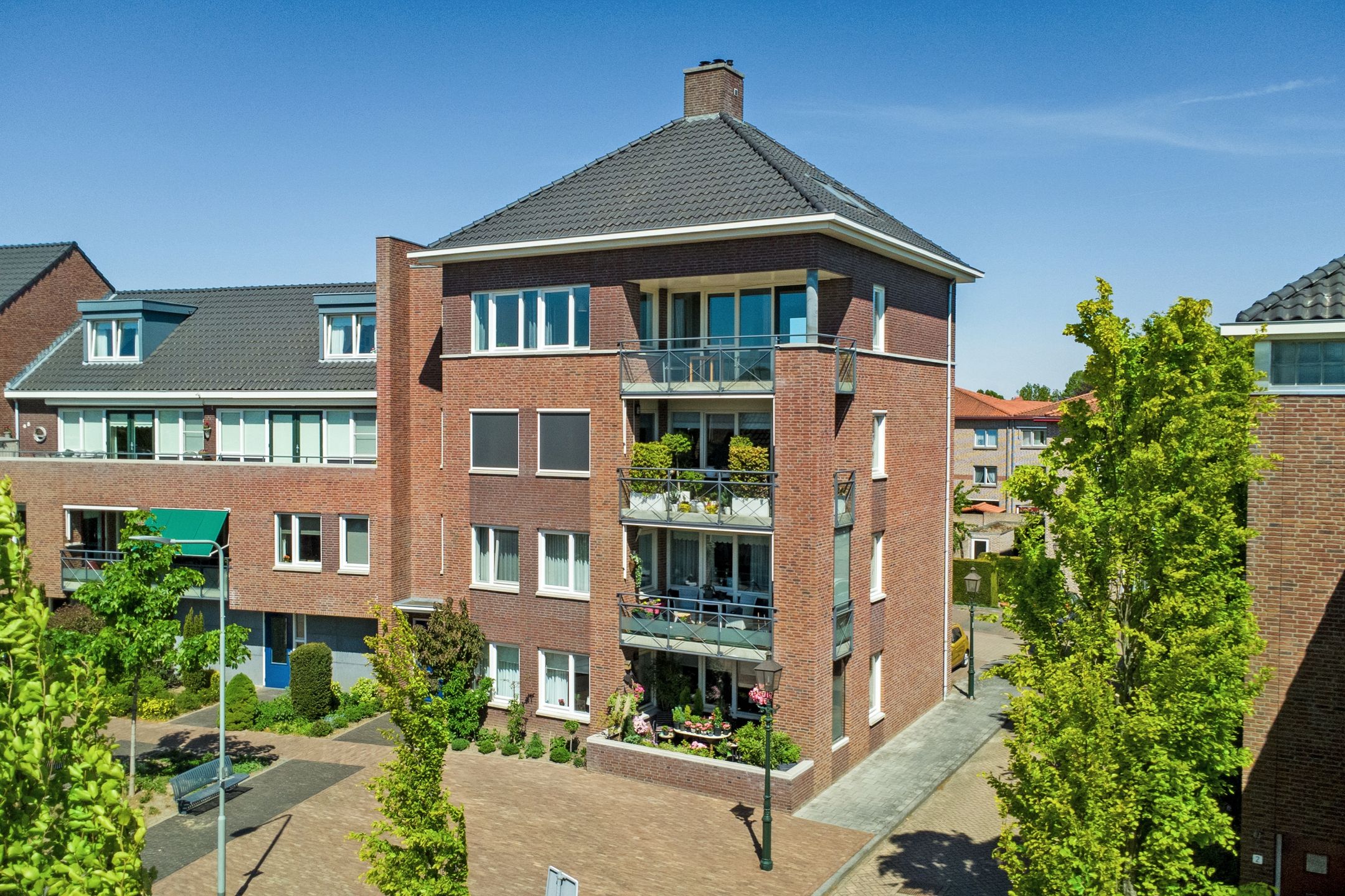 Albert Neuhuysstraat 44 