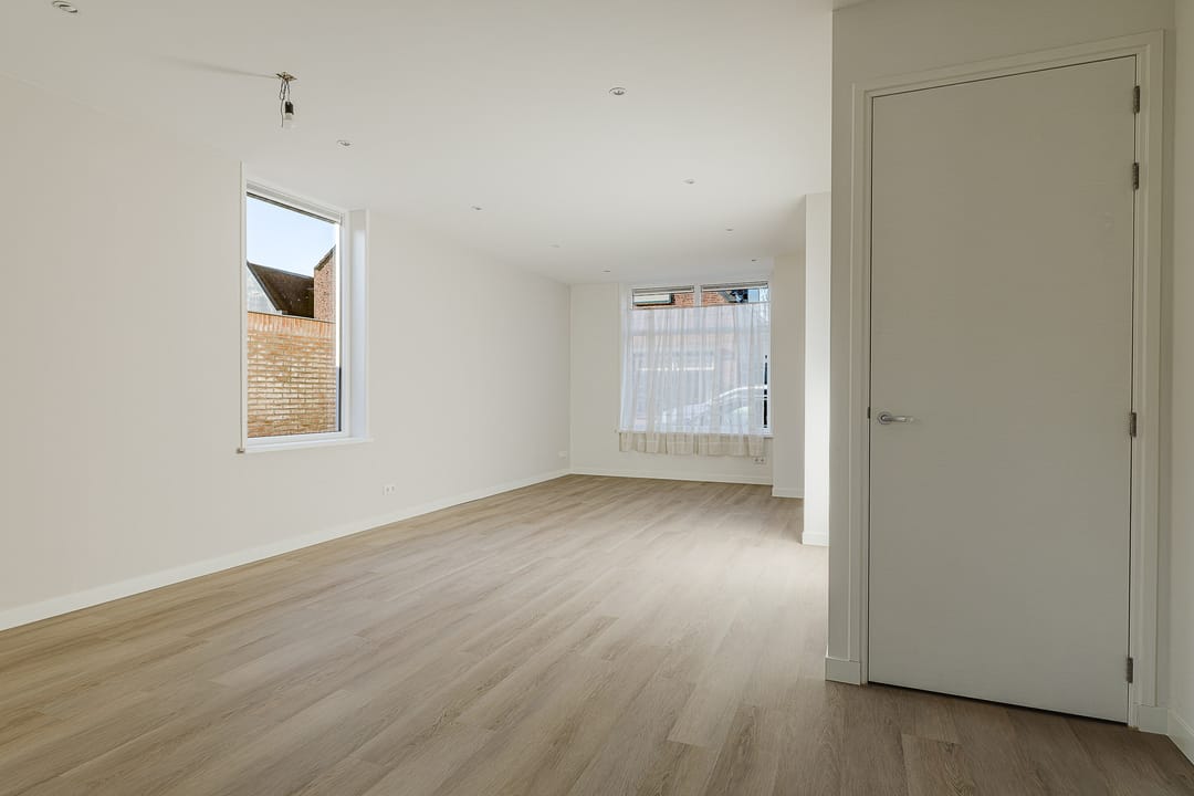 Photo 8 of Voorstraat 25
