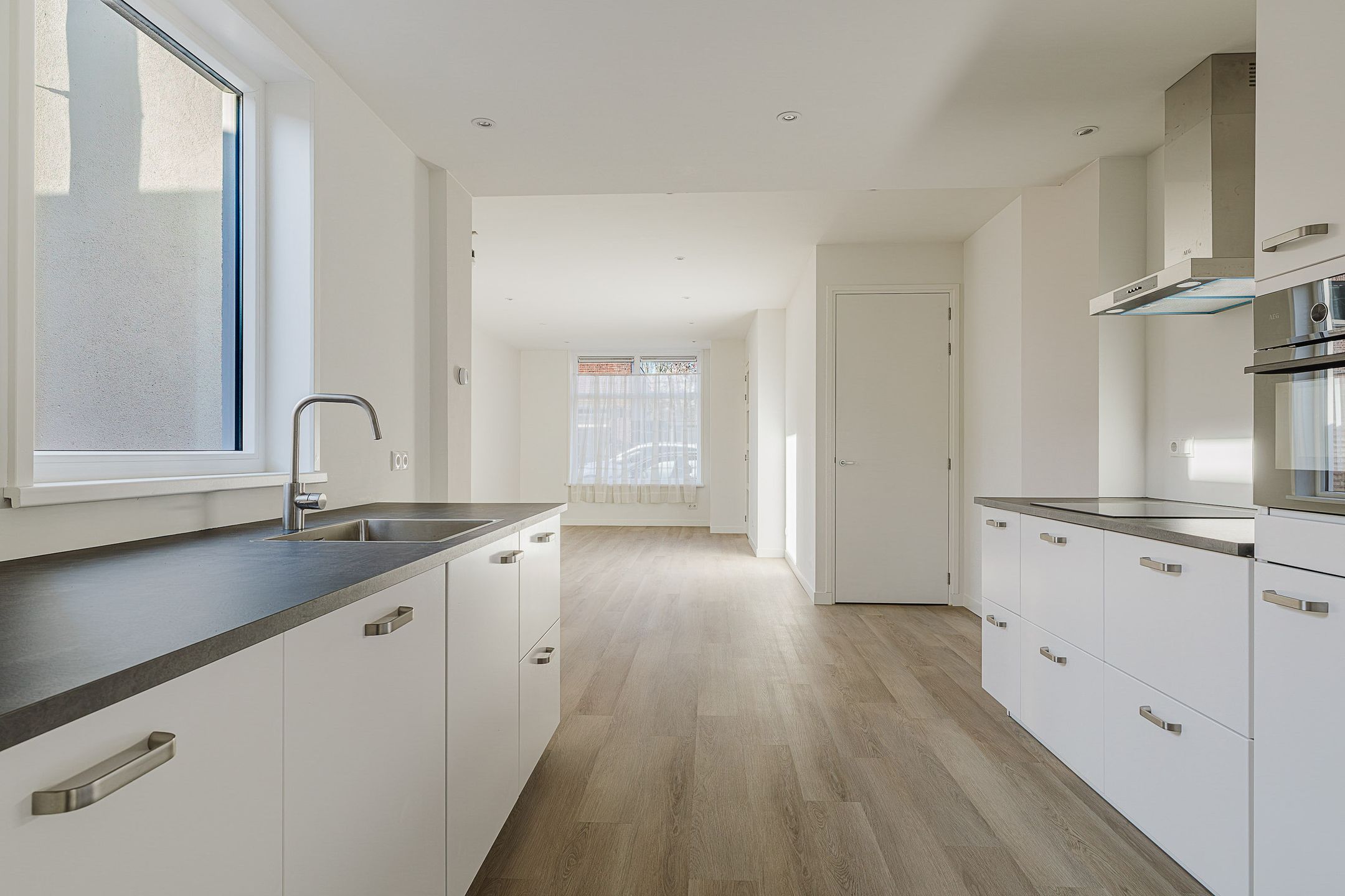 Photo 9 of Voorstraat 25
