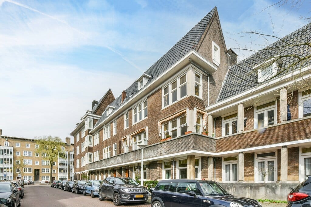 Photo 41 of Holbeinstraat 3-H