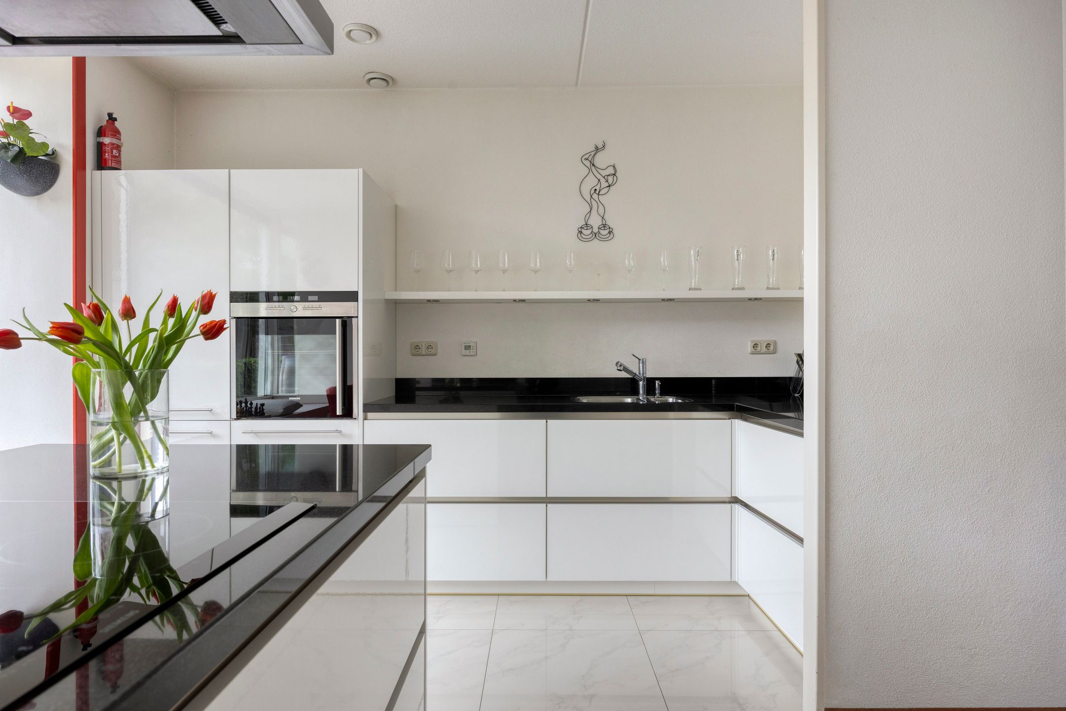 Modern Luxury Corner House with Roof Terrace in Prime Eindhoven Location — 9