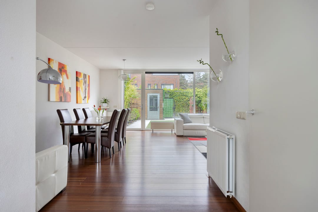 Modern Luxury Corner House with Roof Terrace in Prime Eindhoven Location — 16