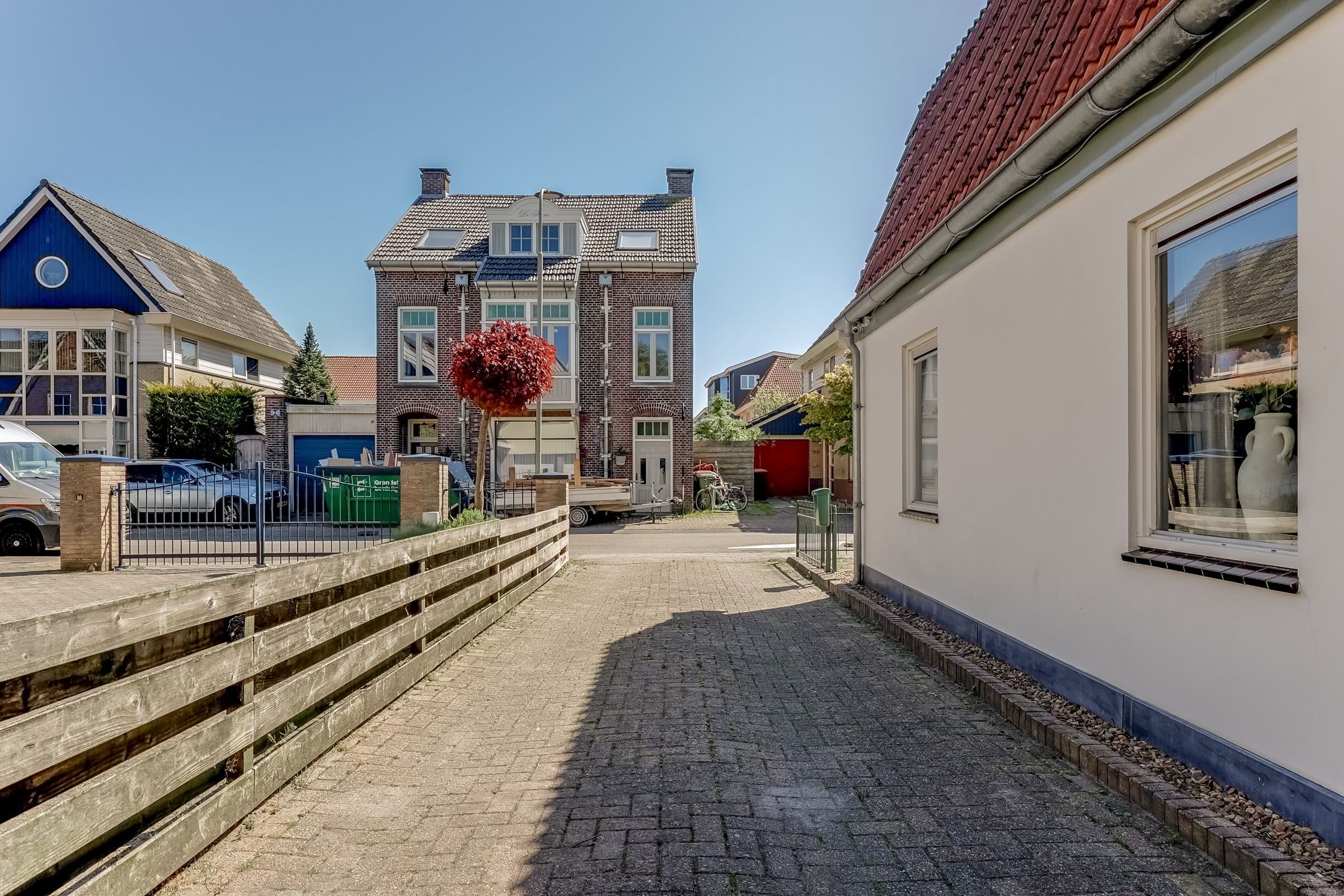 Photo 54 of Koninginneweg 57