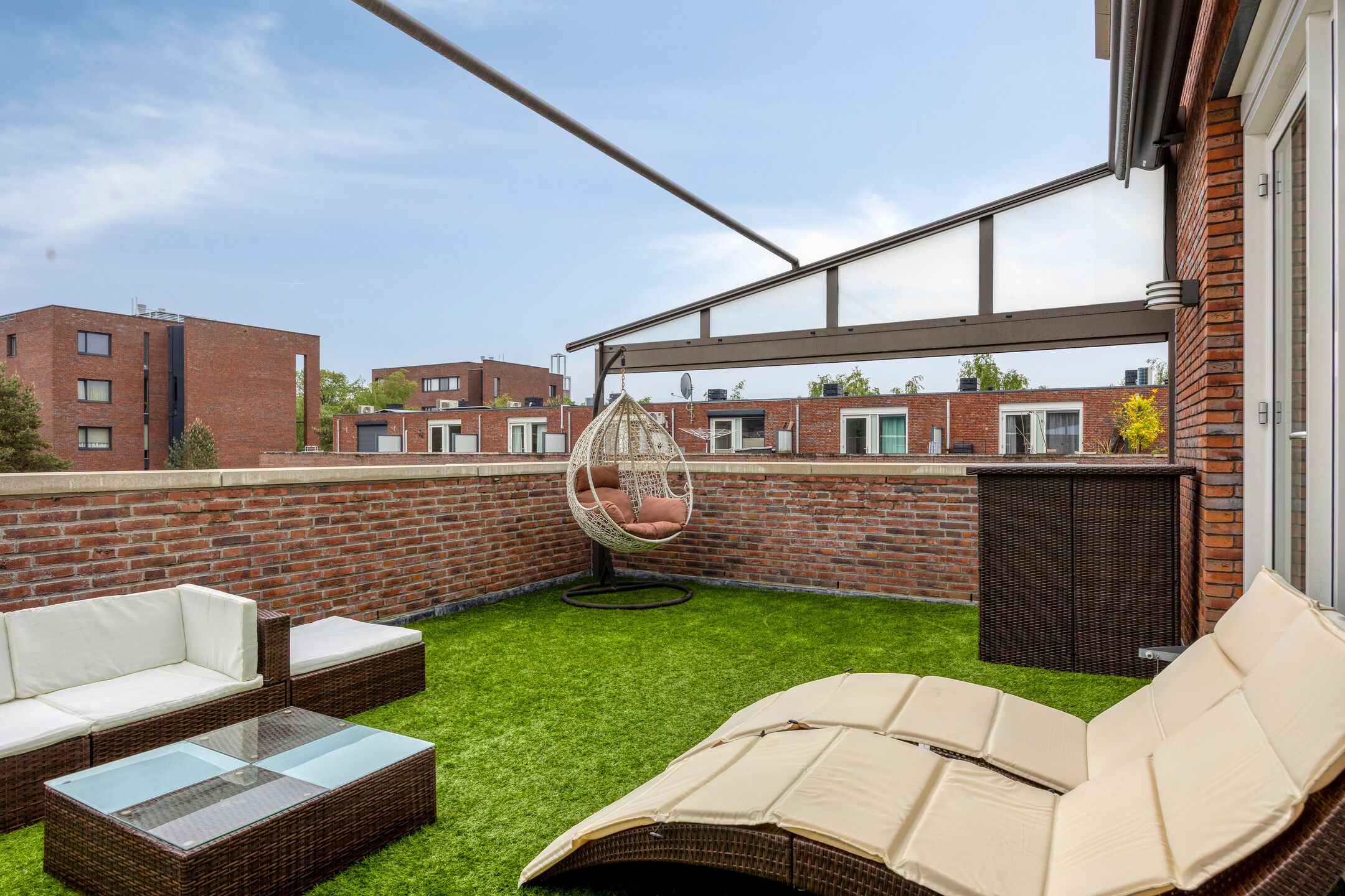 Modern Luxury Corner House with Roof Terrace in Prime Eindhoven Location — 51