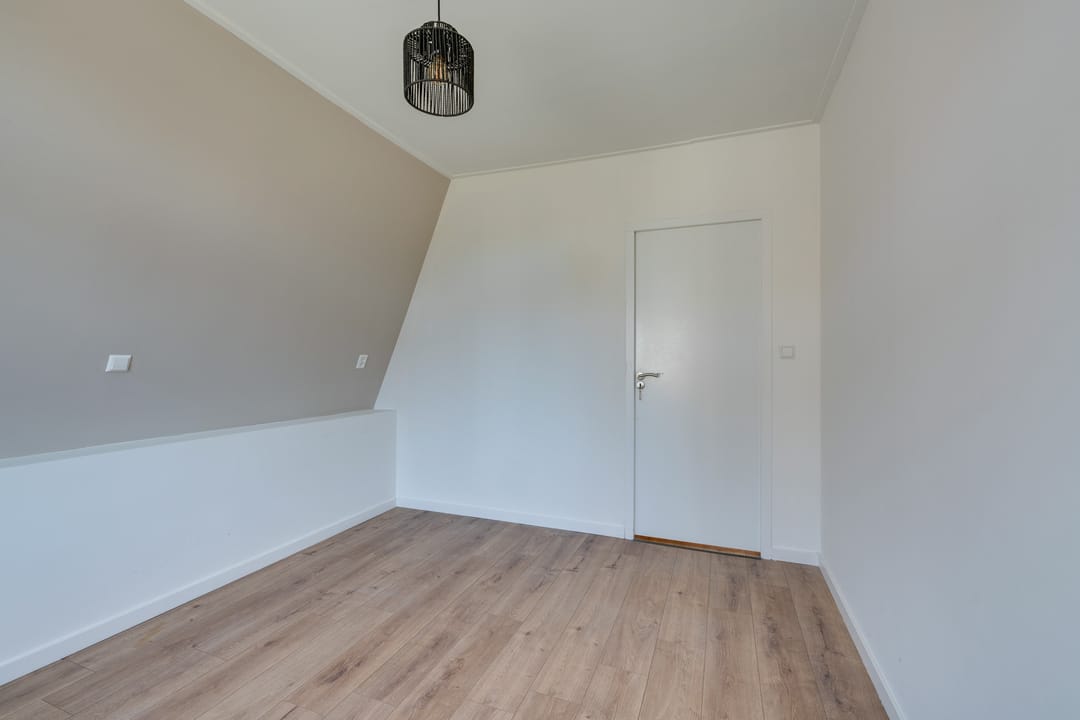 Fully Renovated Apartment in Historic Volendam Centre — 23
