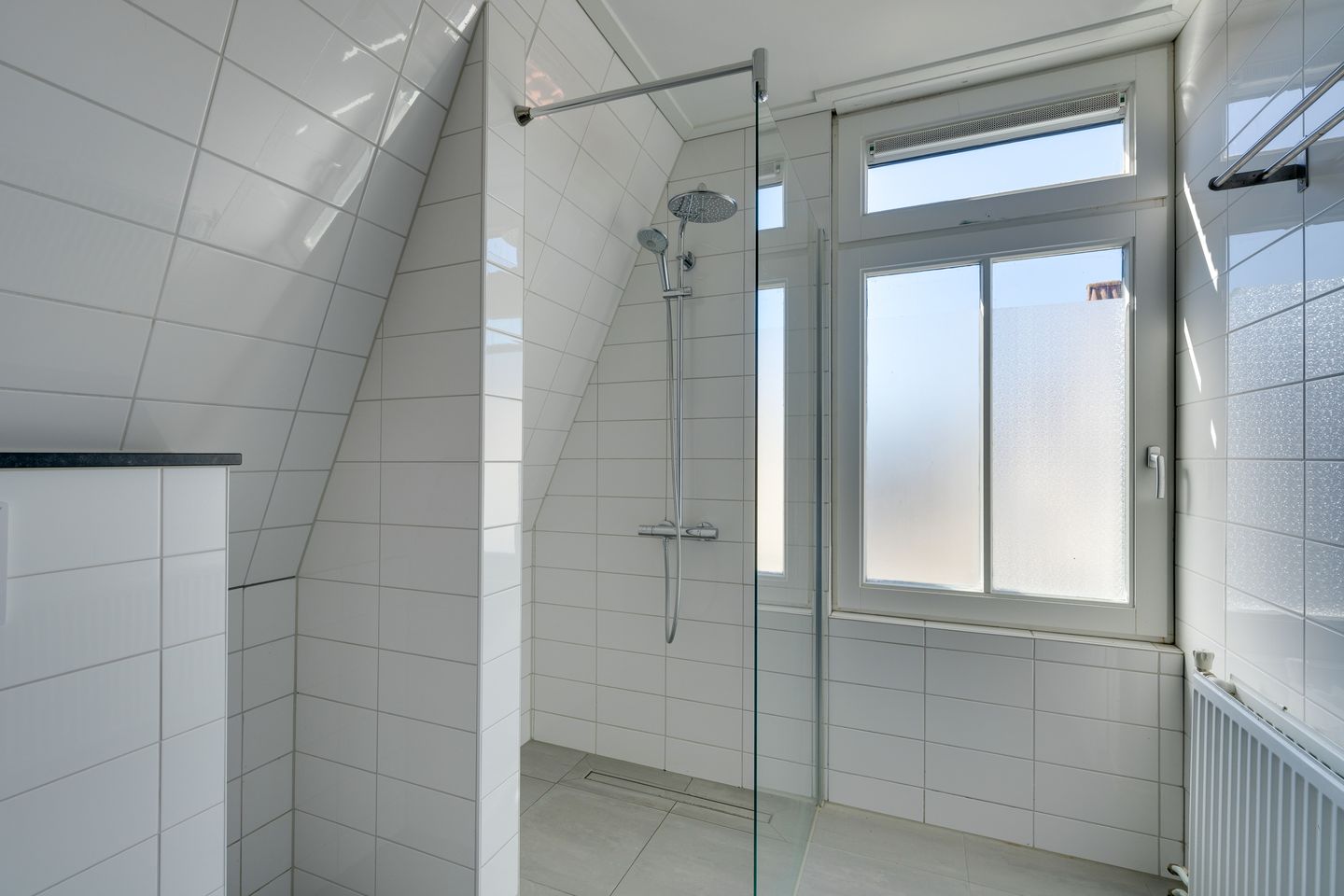 Fully Renovated Apartment in Historic Volendam Centre — 25