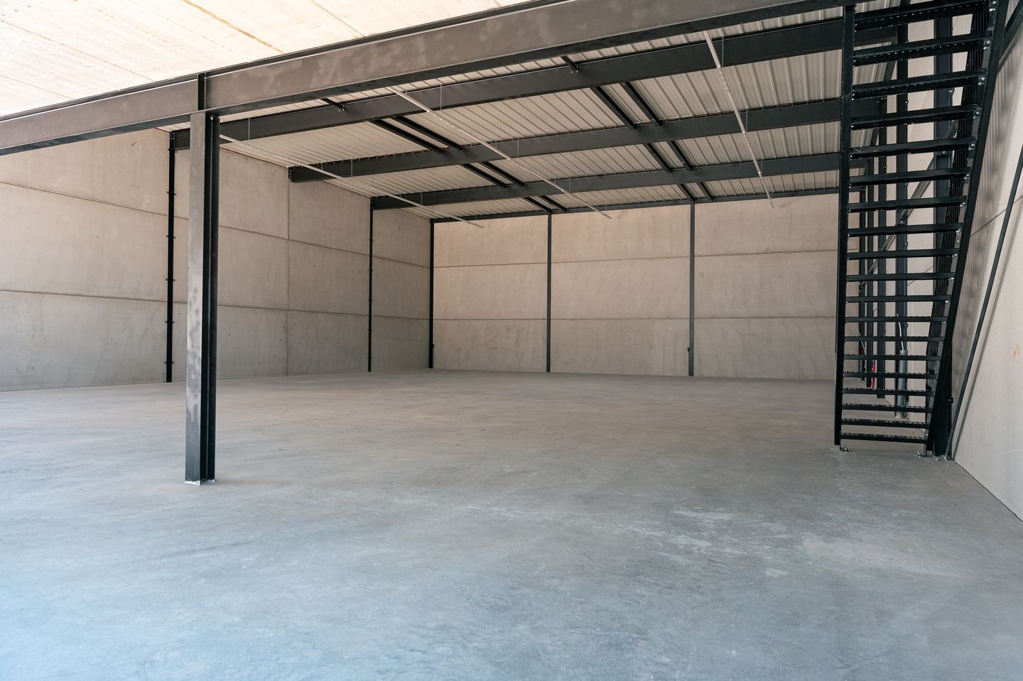 Bekijk foto 4 van Almelosestraat 85