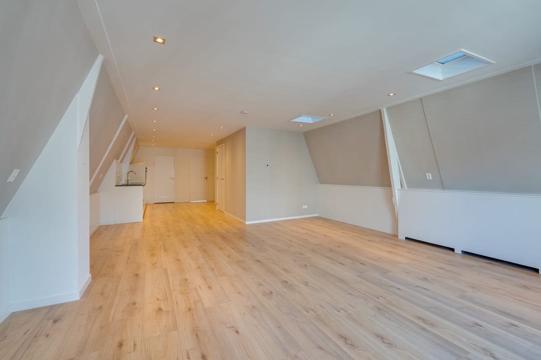 Fully Renovated Apartment in Historic Volendam Centre — 16