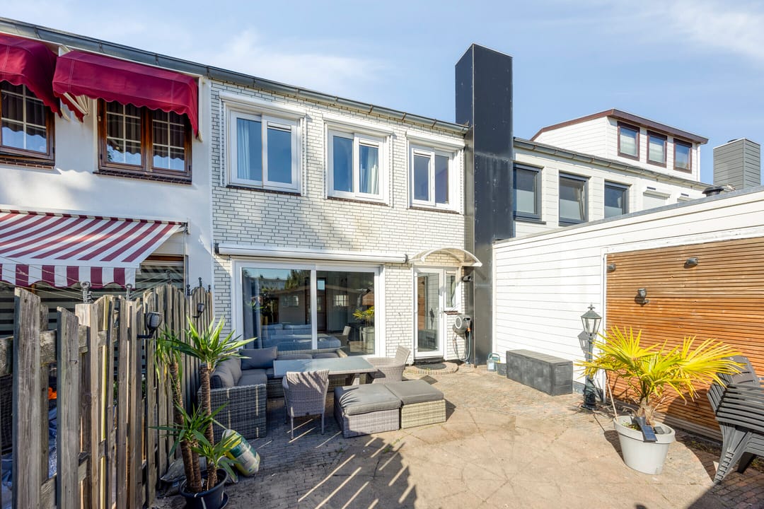 Photo 17 of Menadostraat 43