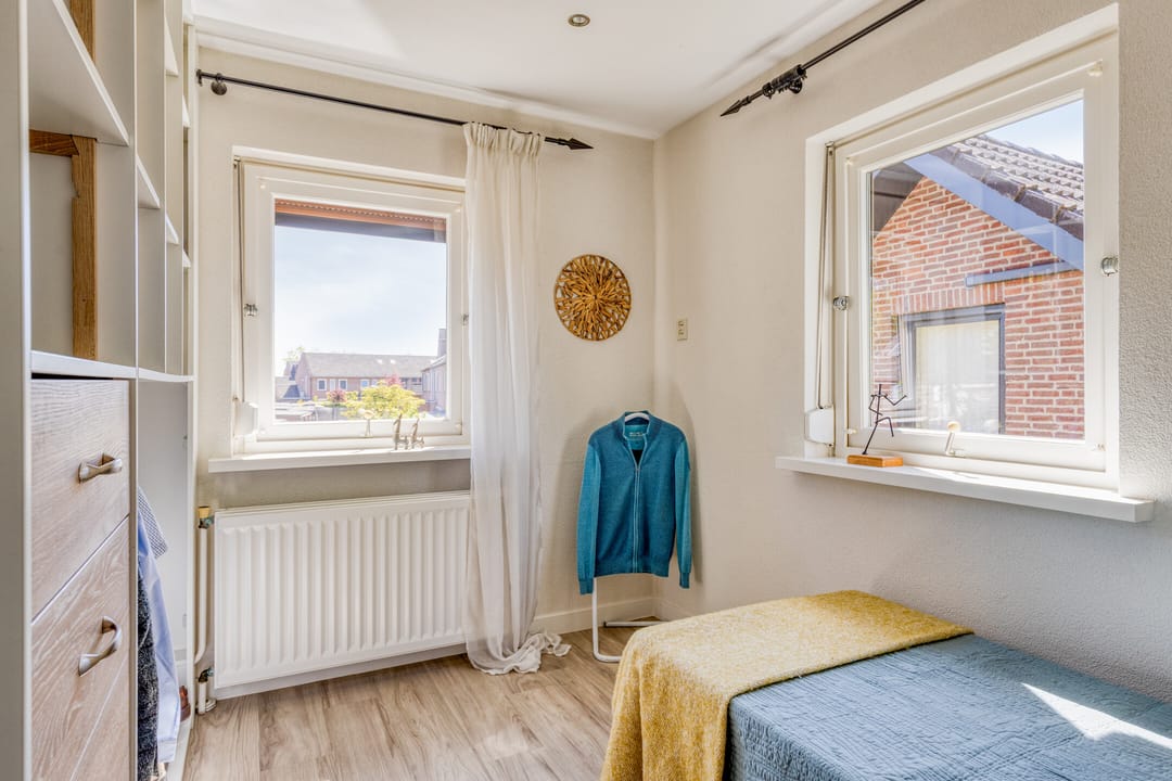 Photo 38 of Burgemeester van Erpstraat 54