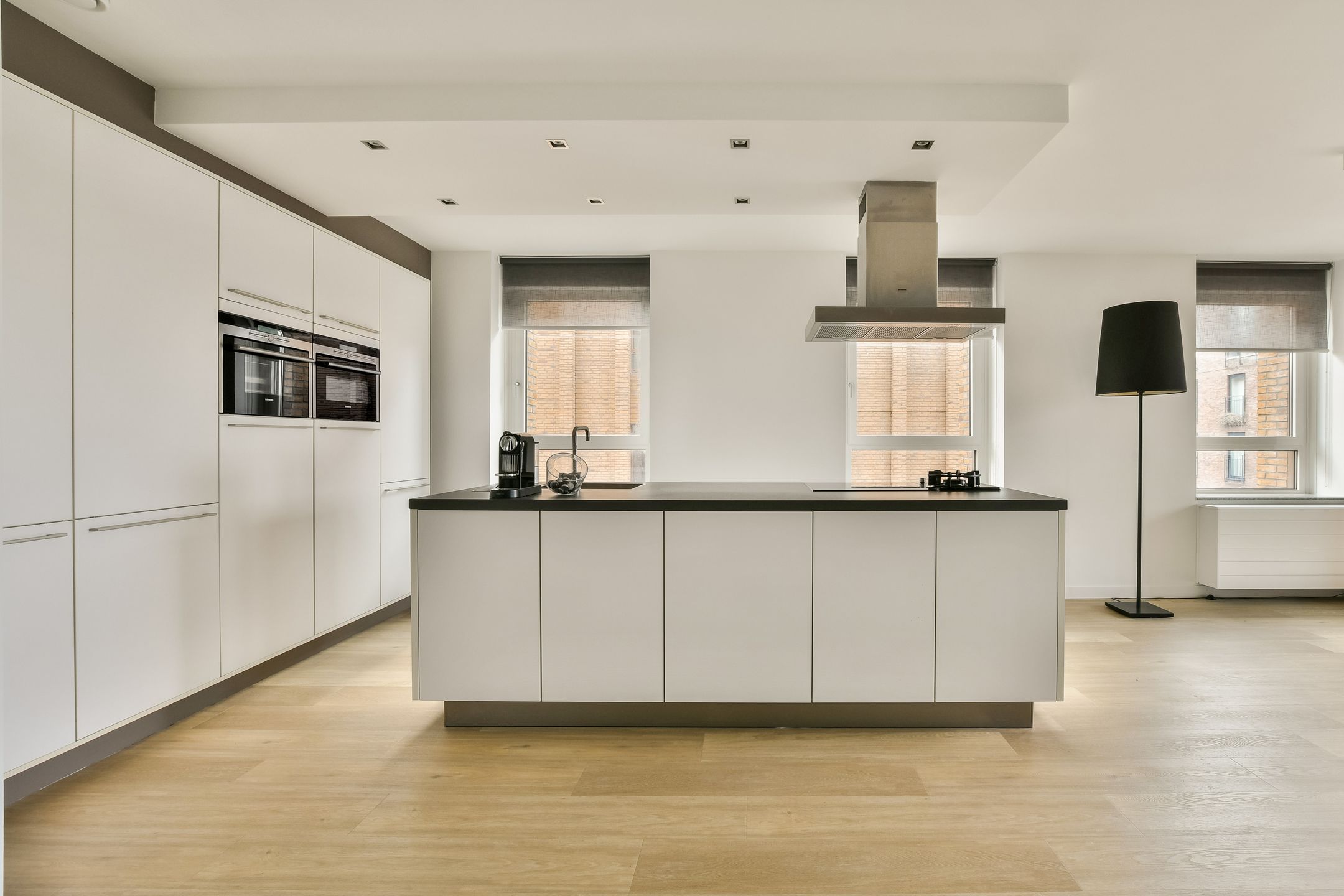 Photo 9 of Pieter Oosterhuisstraat 32