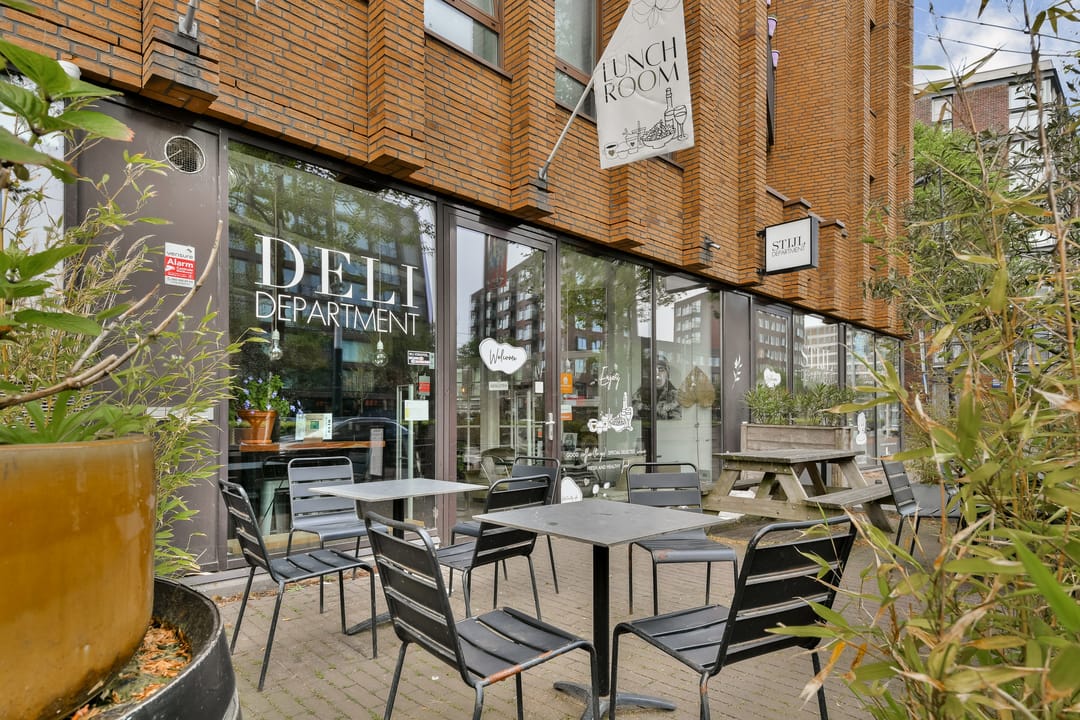 Photo 26 of Pieter Oosterhuisstraat 32