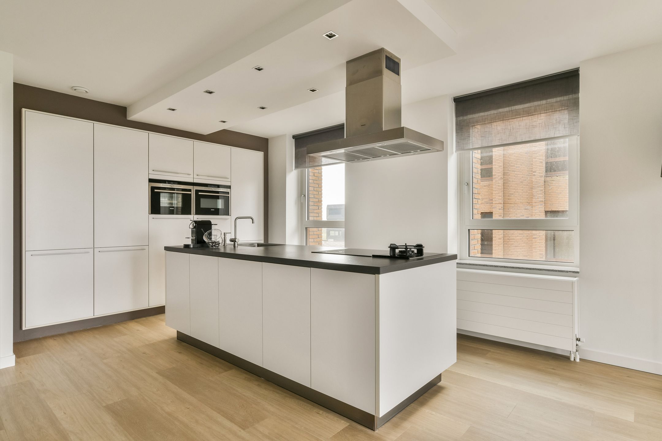 Photo 12 of Pieter Oosterhuisstraat 32