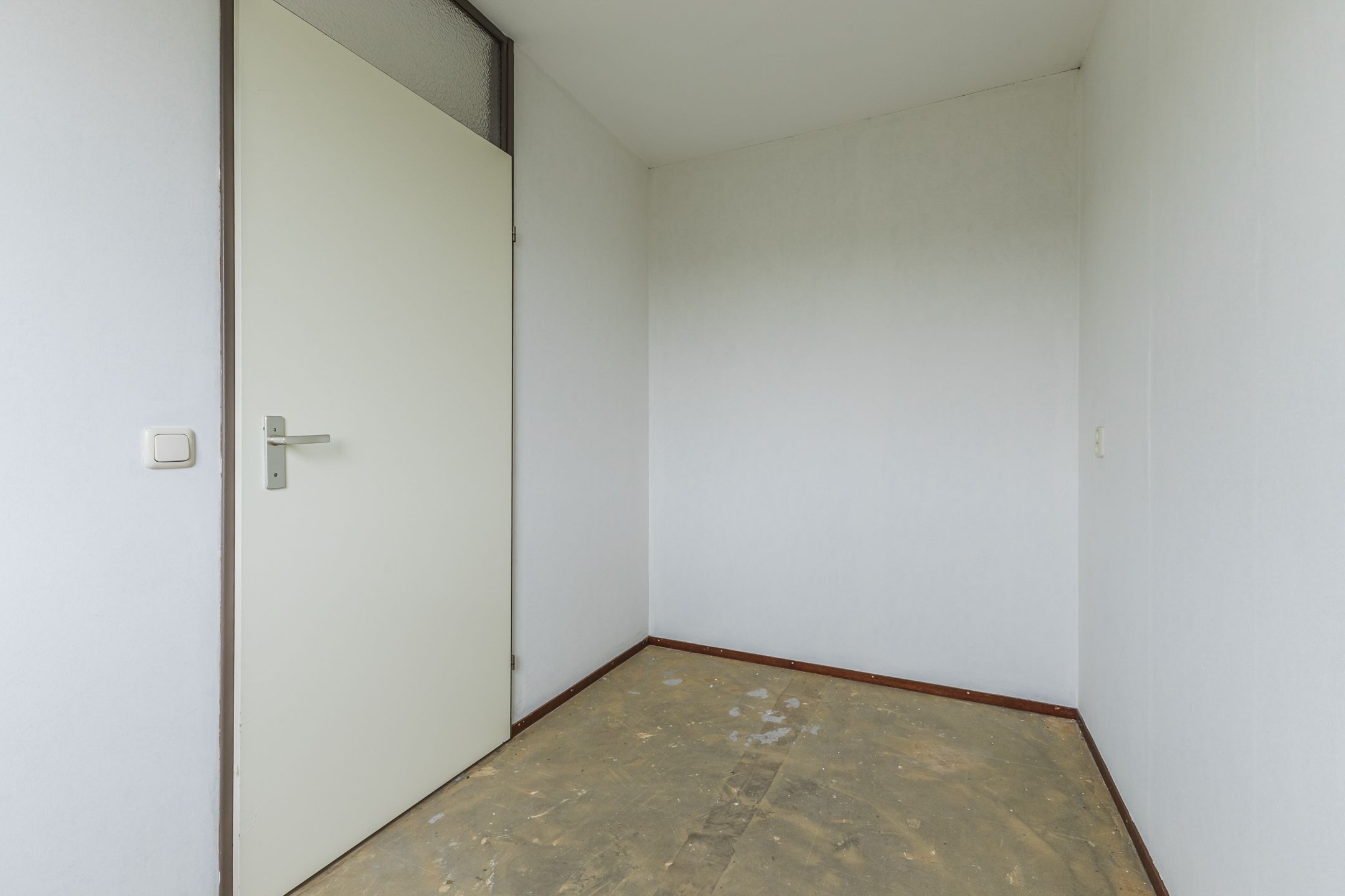 Photo 15 of Valkenierstraat 39