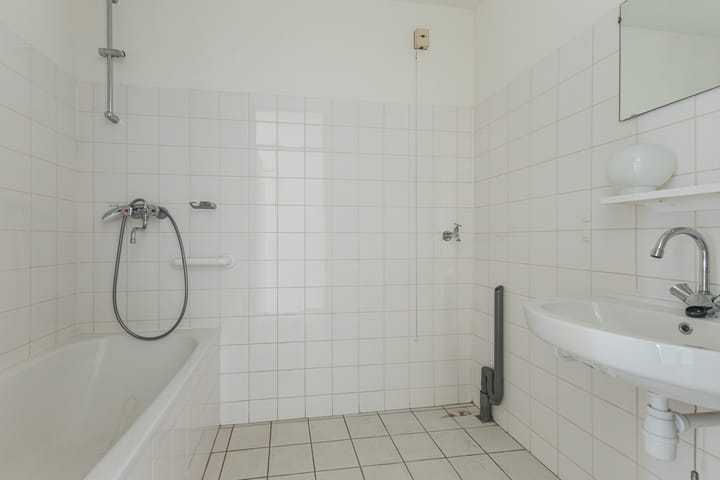 Foto 4 van Valkenierstraat 39