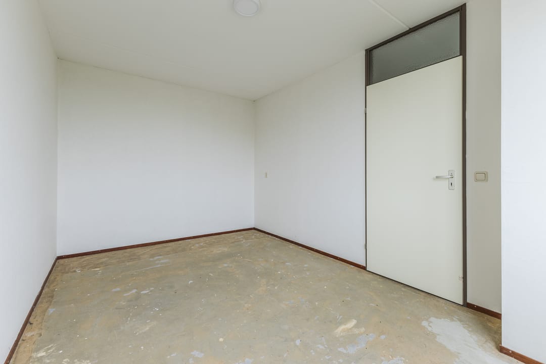 Photo 17 of Valkenierstraat 39