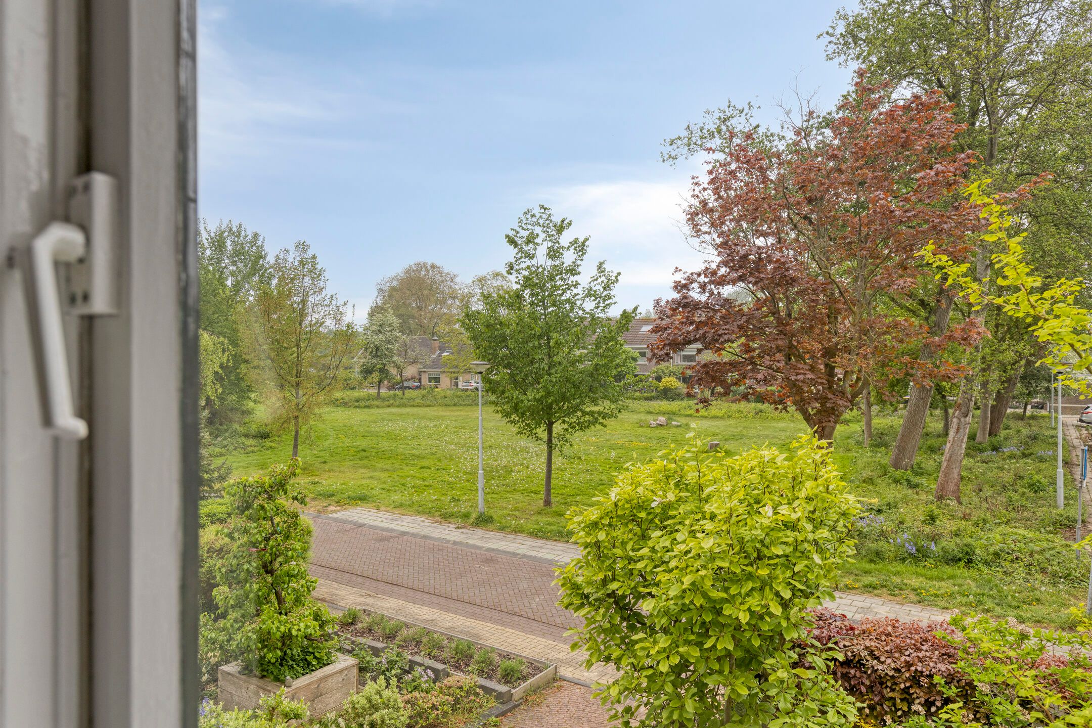 Photo 12 of Prof ten Doesschatestraat 271