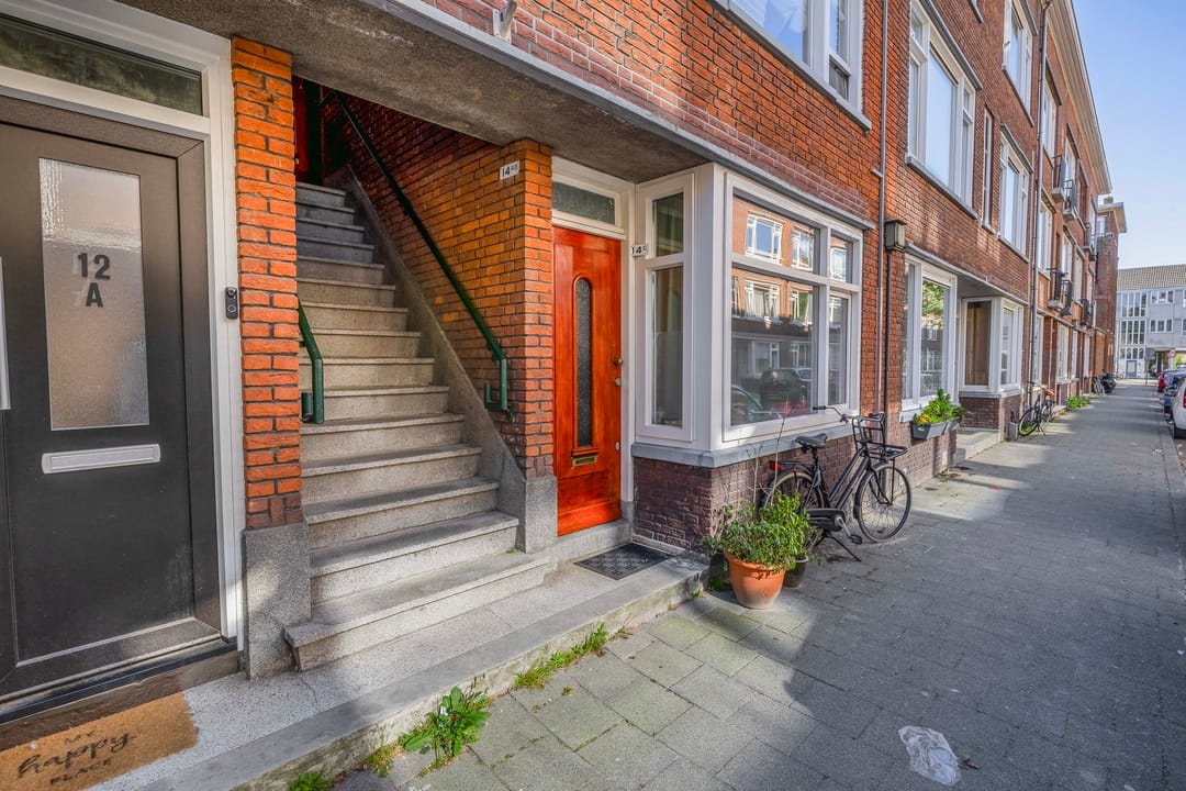Photo 11 of Jaersveltstraat 14-A