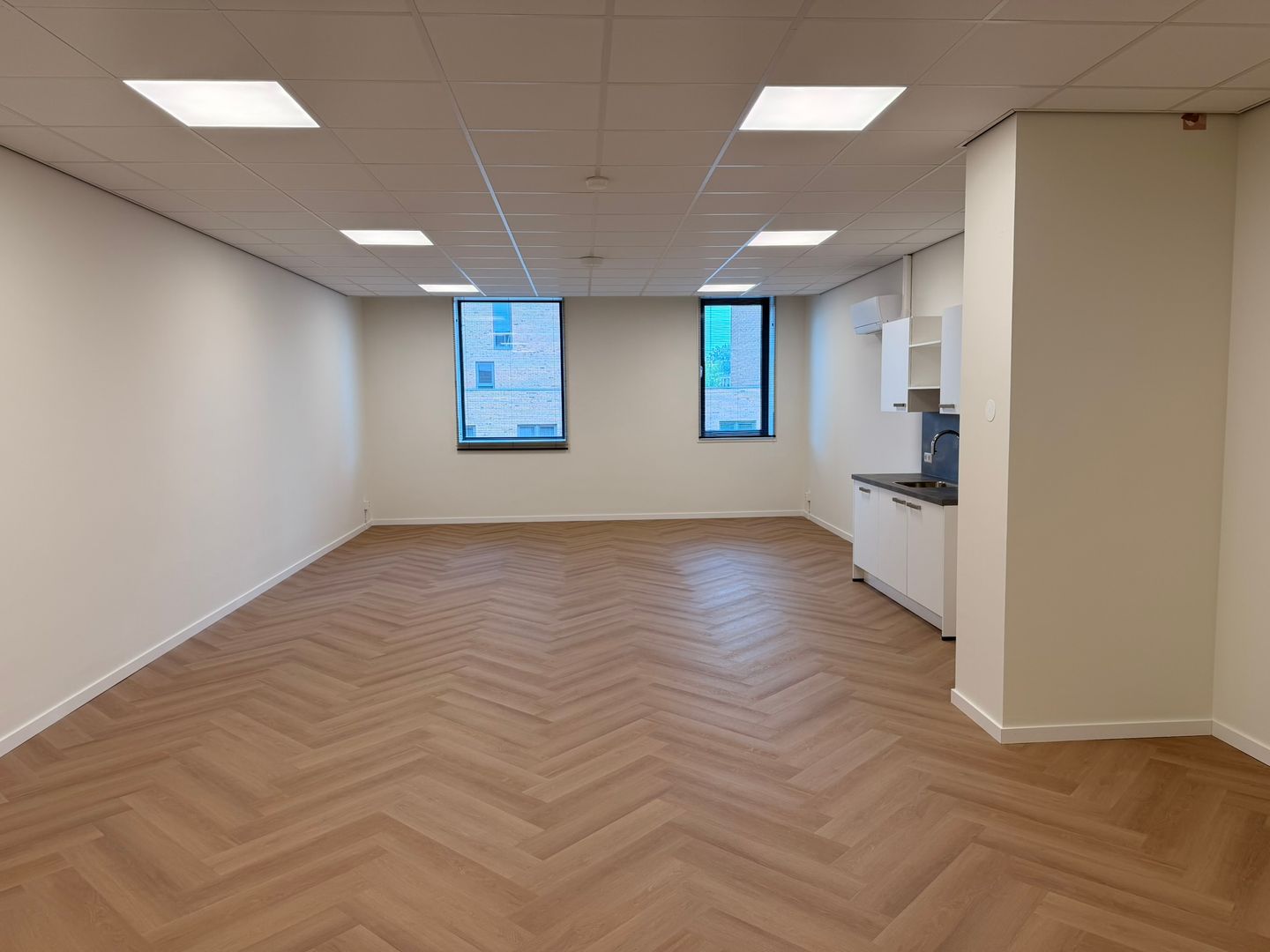 Bekijk foto 3 van Treubstraat 21-U220