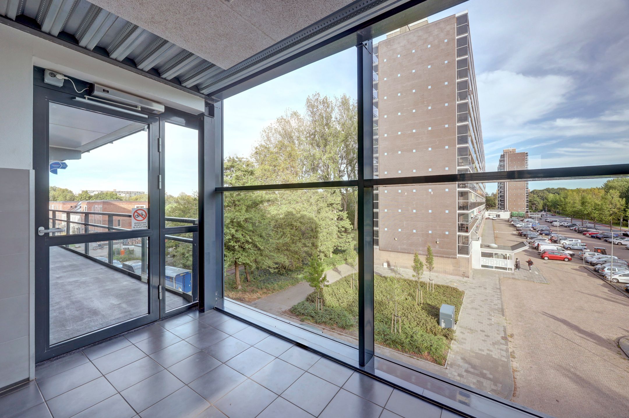 Sperwerlaan 155 Vlaardingen - More
