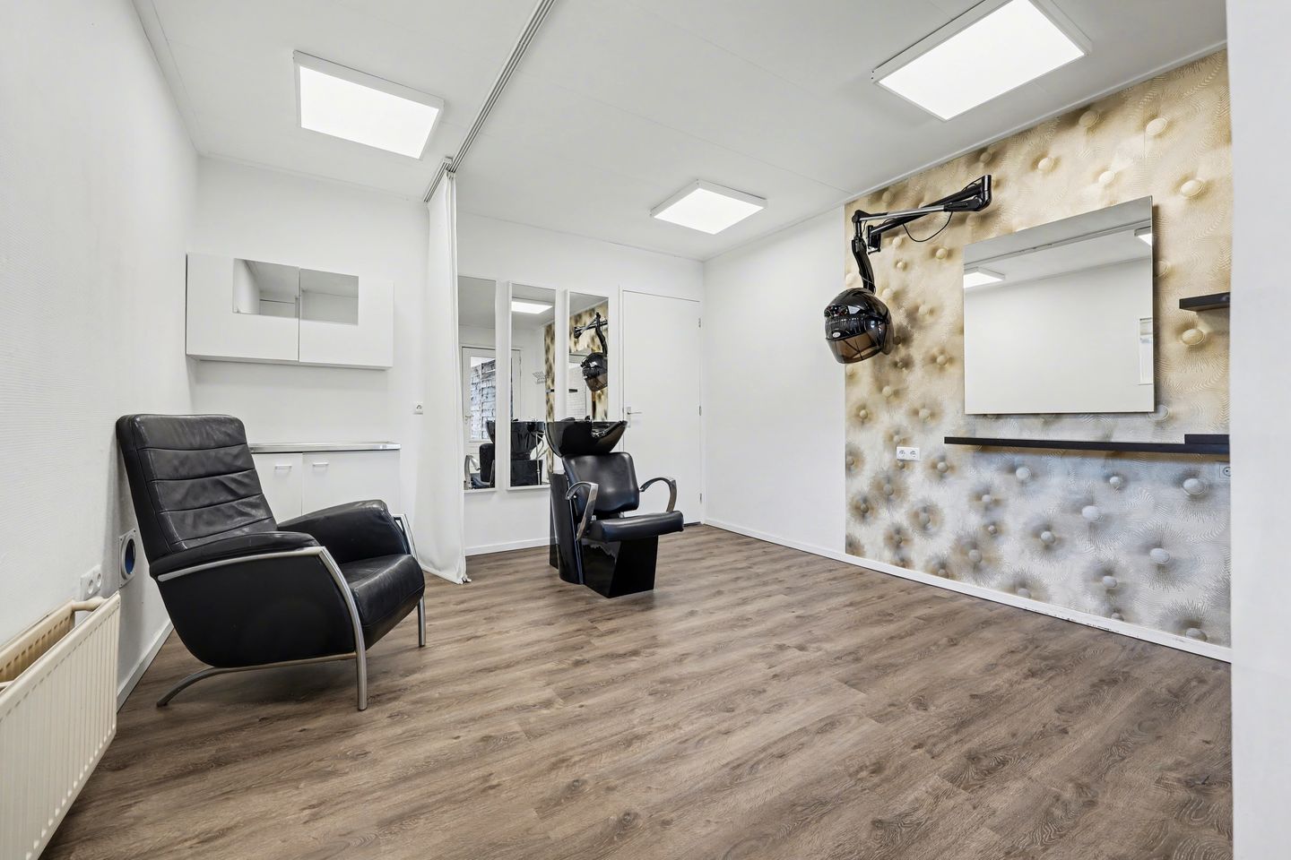 Photo 19 of Bernard van Galenstraat 24