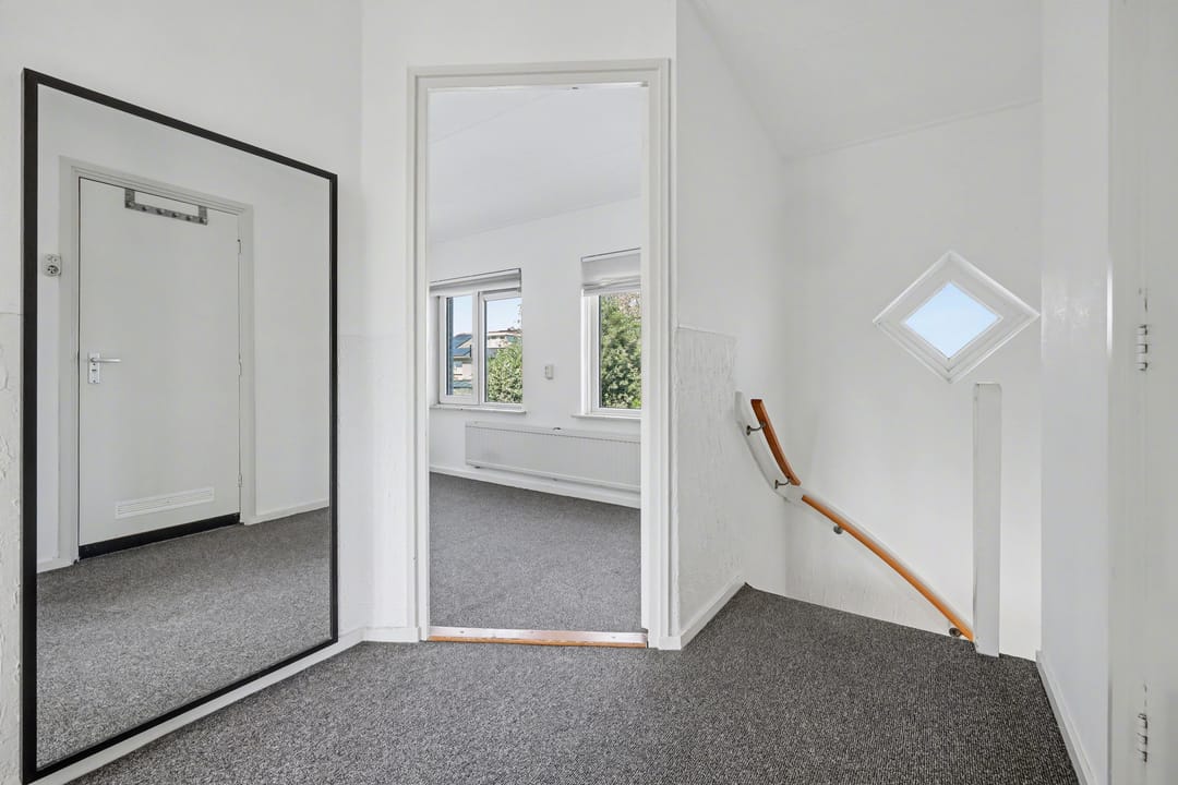 Photo 28 of Bernard van Galenstraat 24