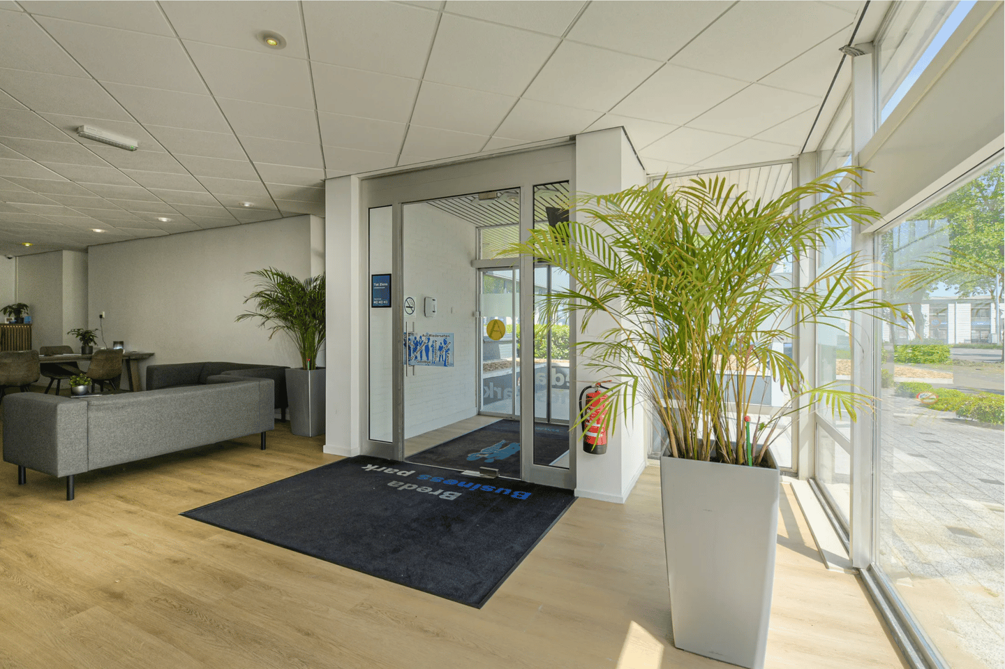 Bekijk foto 3 van Lijndonk 4