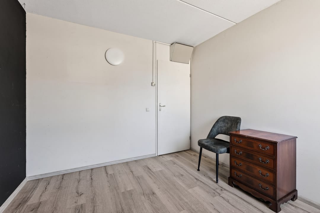 Well-Maintained Semi-Detached House with Solar Panels and Garage in Family-Friendly Klazienaveen Neighborhood — 22